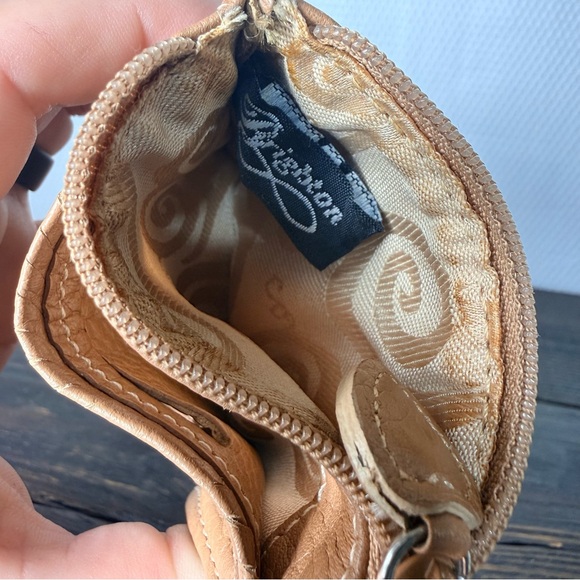 Brighton Tan Leather Mini Coin Purse or Id Pouch with Heart Detail (3) - Picture 2 of 3
